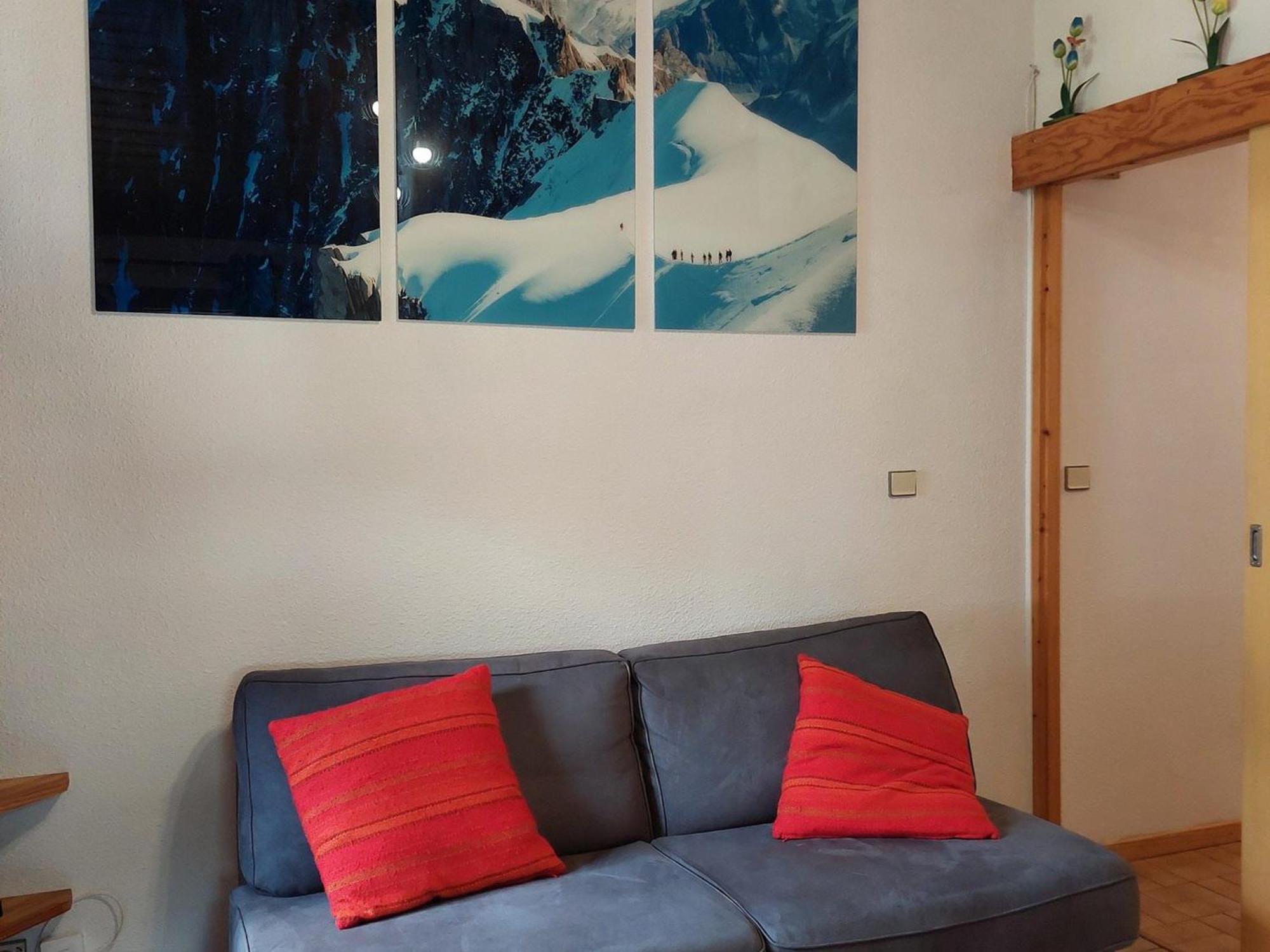 Appartamento 2 Pieces Renove Avec Balcon, Wifi Et Parking, Proche Centre Et Commerces - Fr-1-517-66